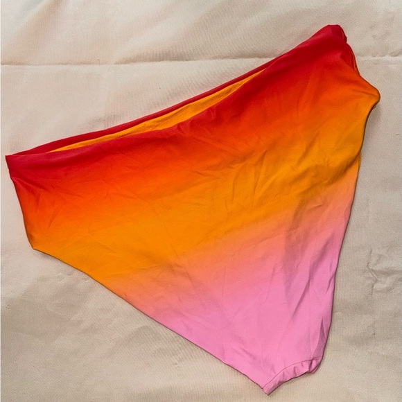 We wore what orange Sunset high cut bikini XL - Picture 4 of 5